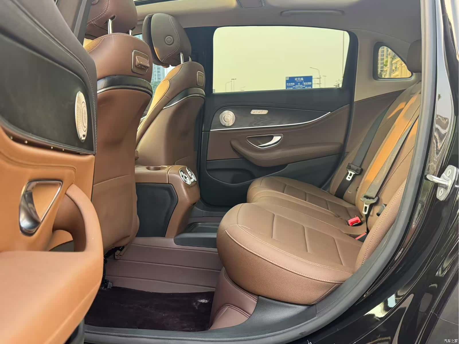 Mercedes-Benz E-Class, 2018 7