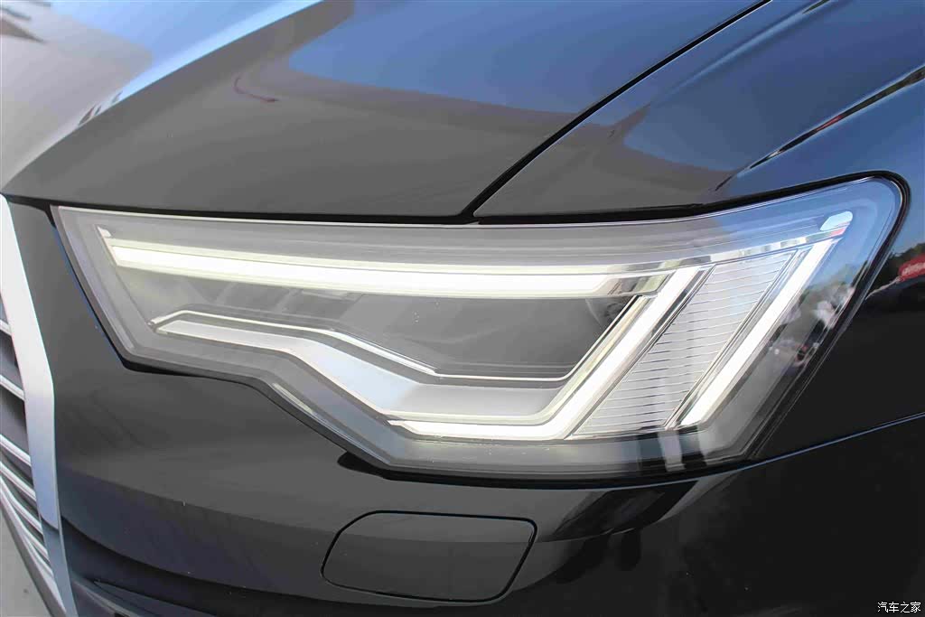 Audi A6L, 2022 14