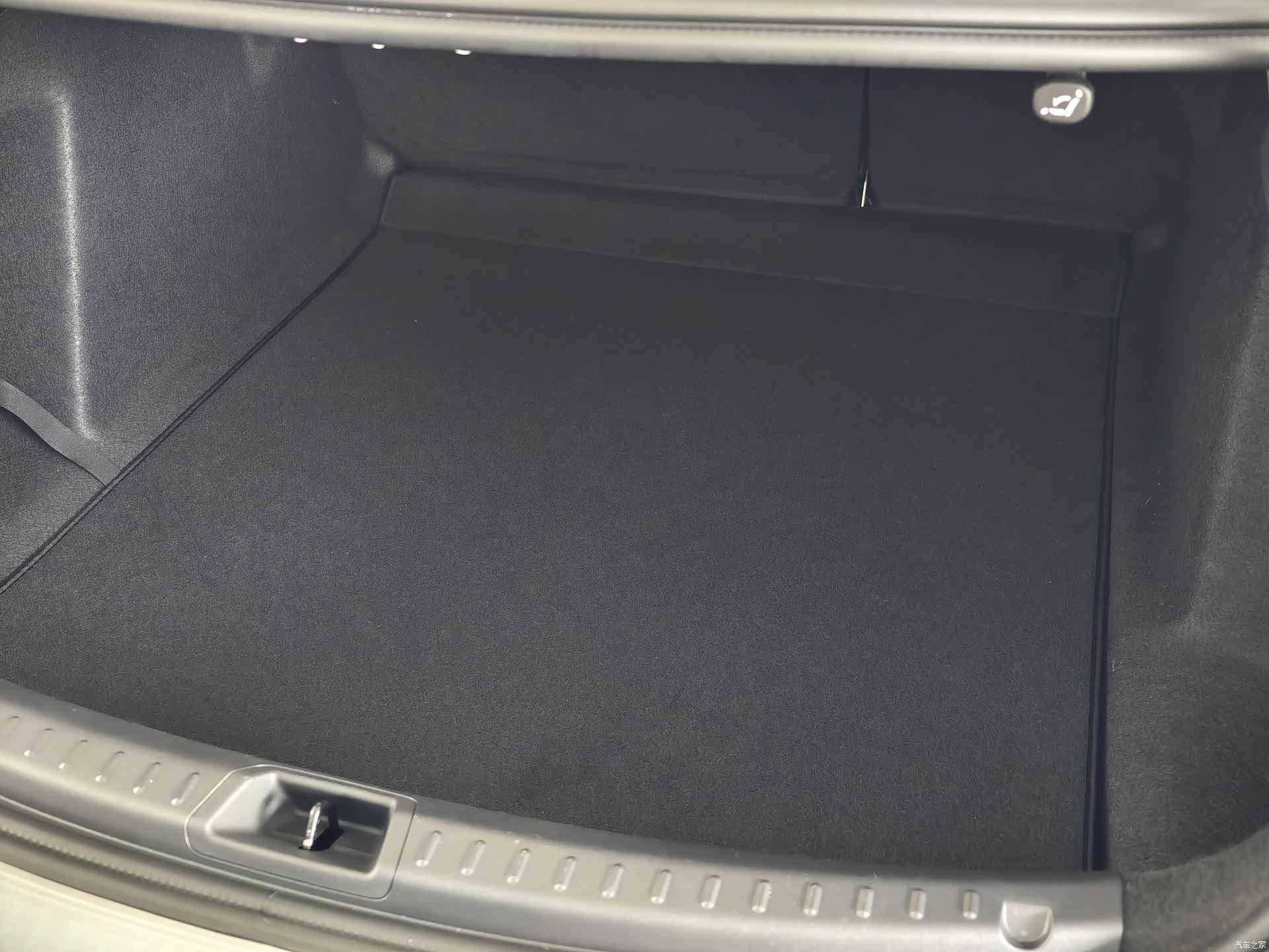 Ford Mondeo, 2024 14