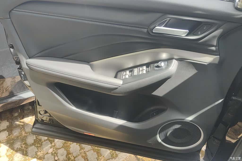 WEY VV6, 2020 7