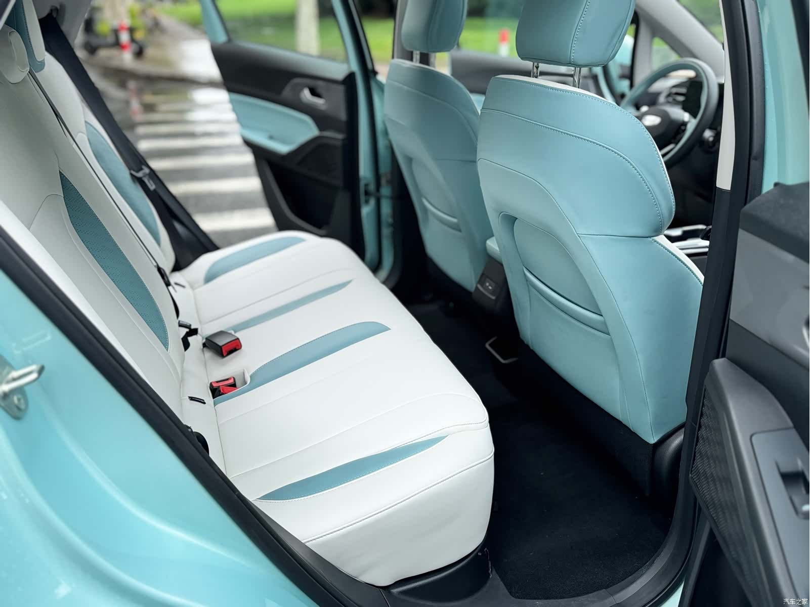 Geely E, 2024 11