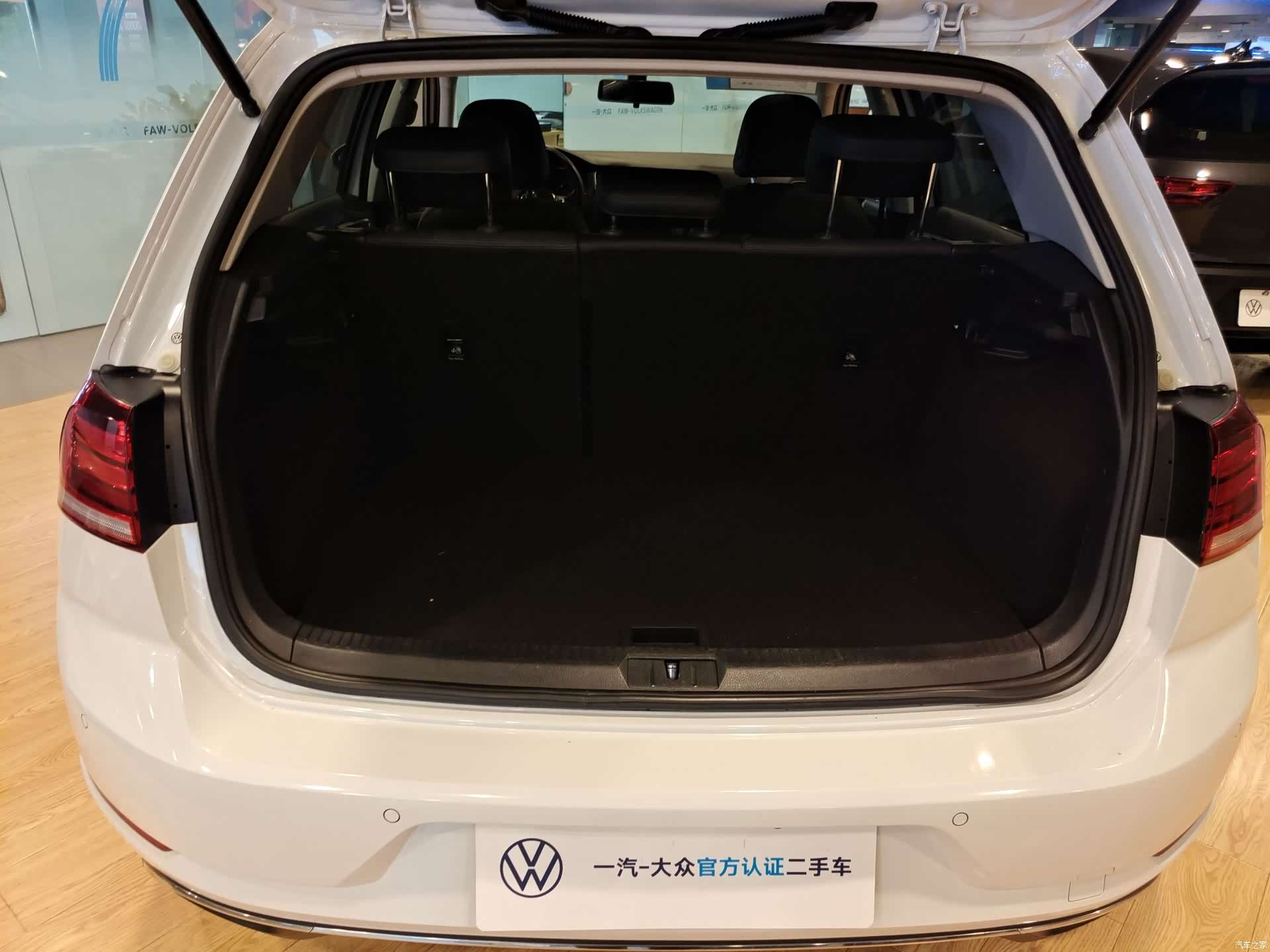 Volkswagen Golf, 2020 10
