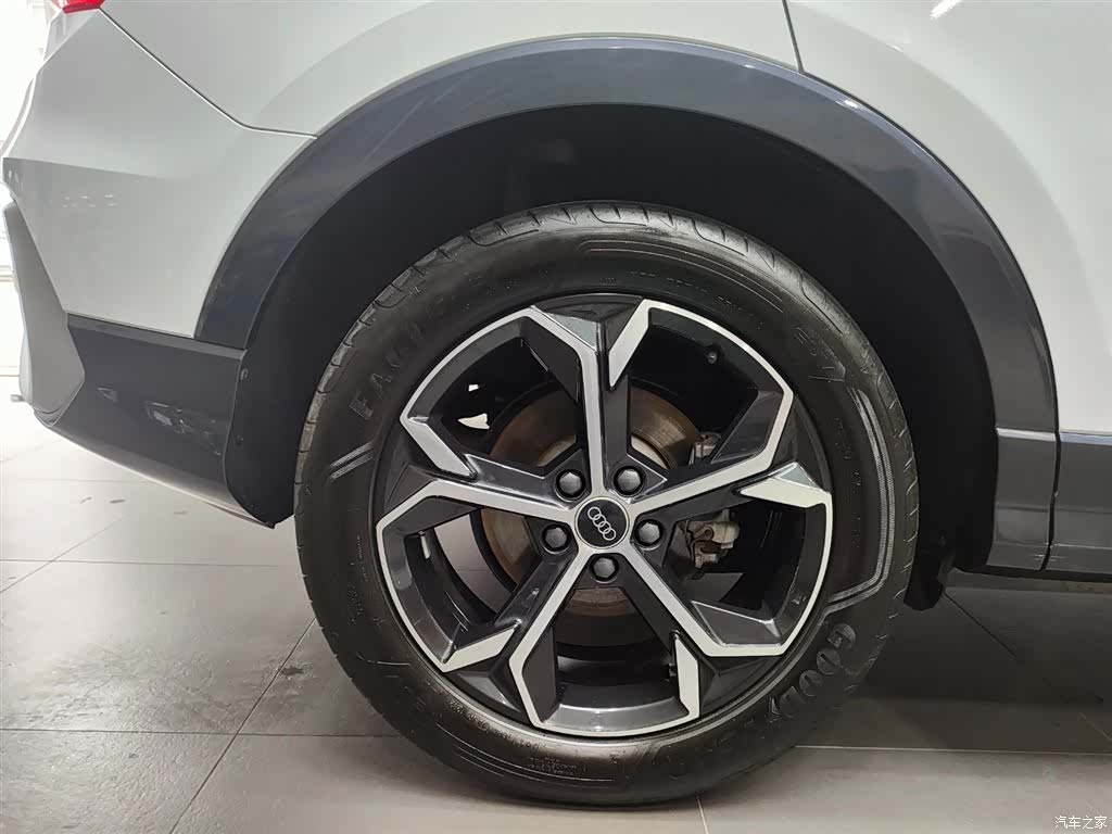 Audi Q3, 2021 14
