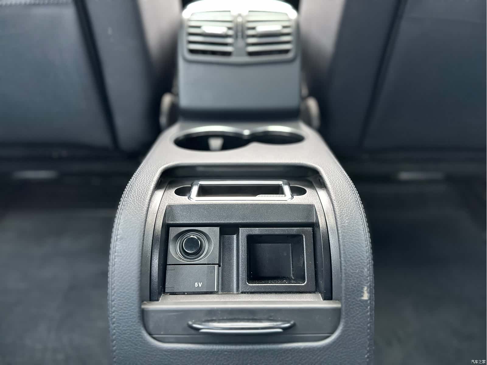 Mercedes-Benz E-Class, 2015 17