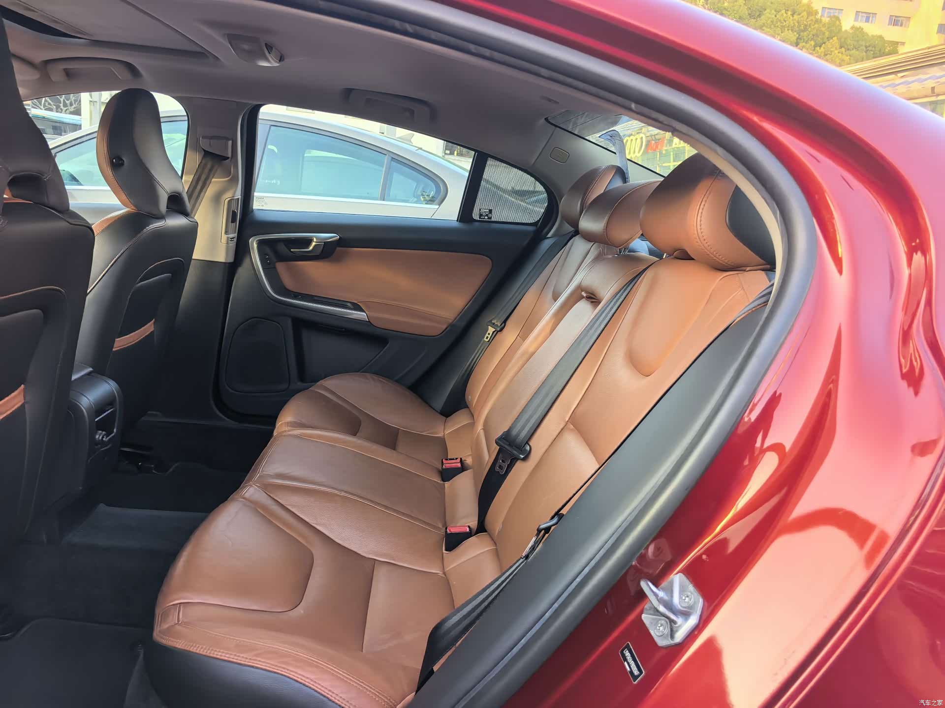 Volvo S60, 2016 9