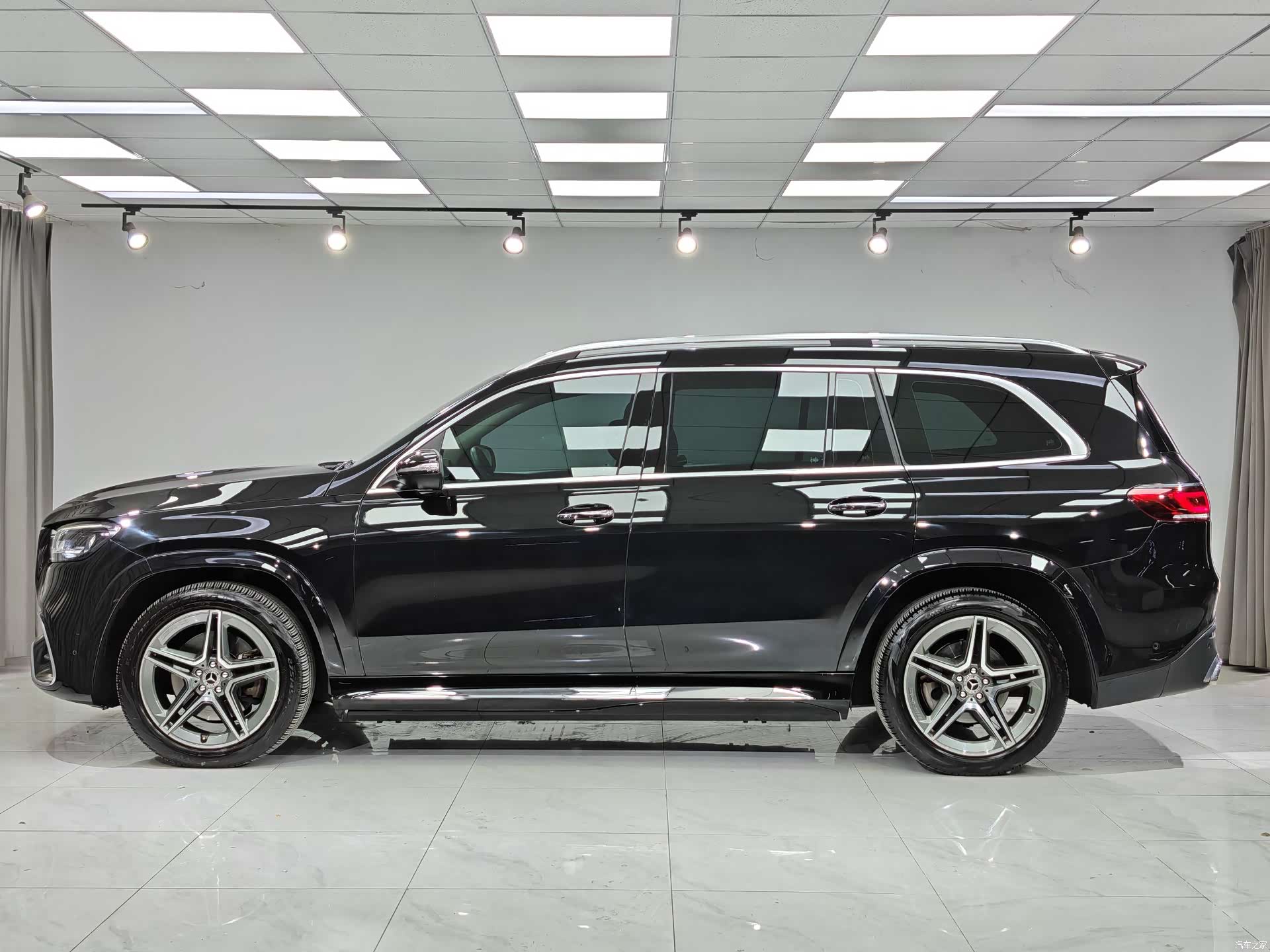 Mercedes-Benz GLS, 2021 3