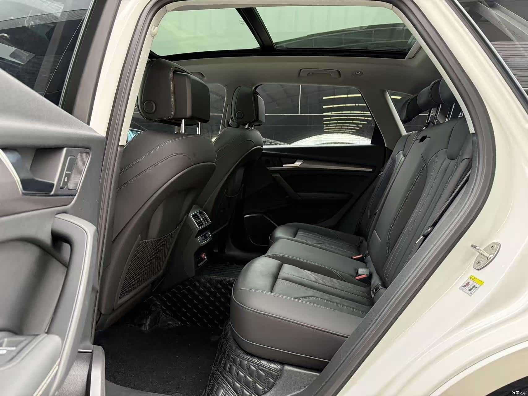 Audi Q5L, 2022 8