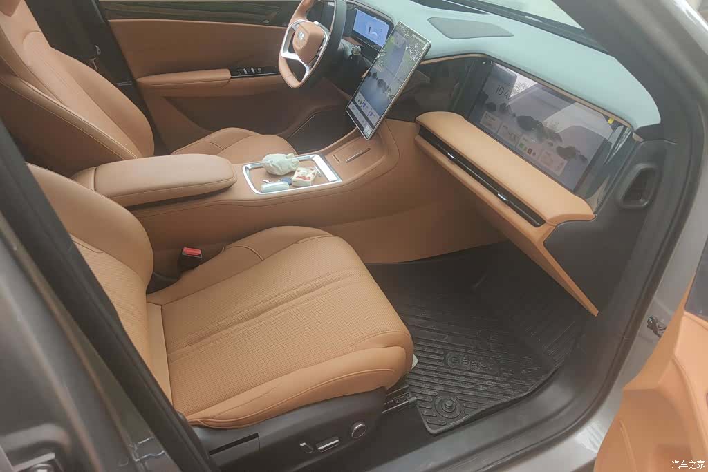 Geely Galaxy L7, 2025 8