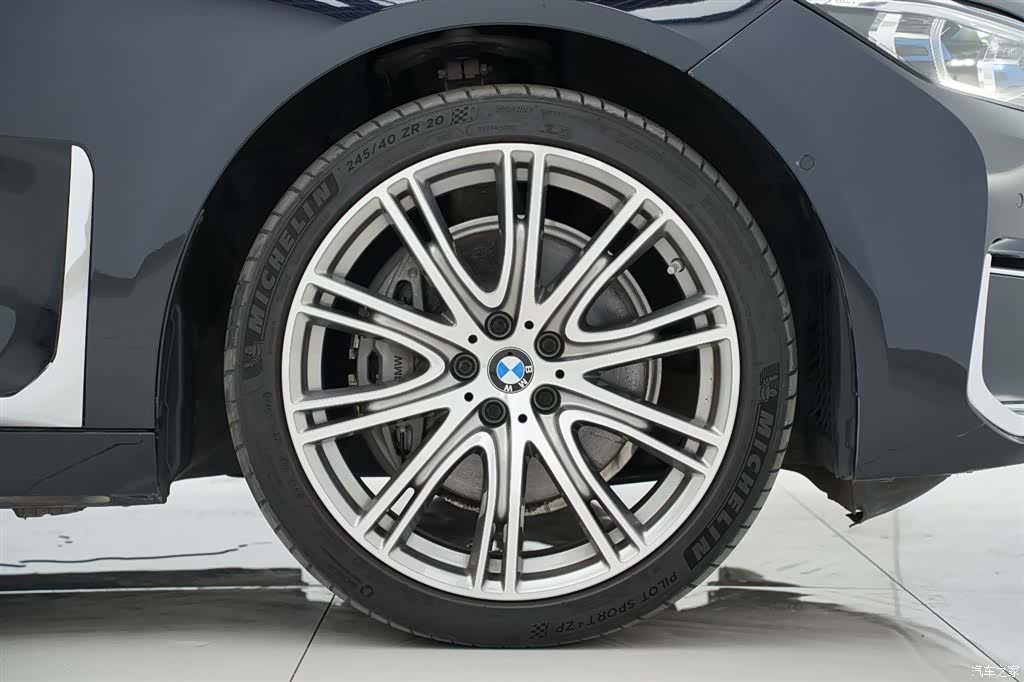 BMW 7 Series, 2019 33