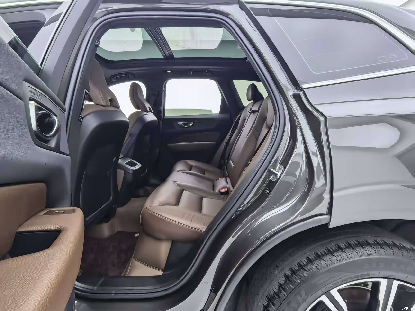 Volvo XC60, 2022 11