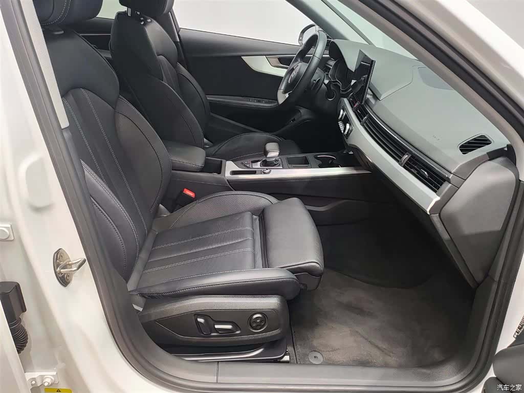 Audi A4L, 2023 23