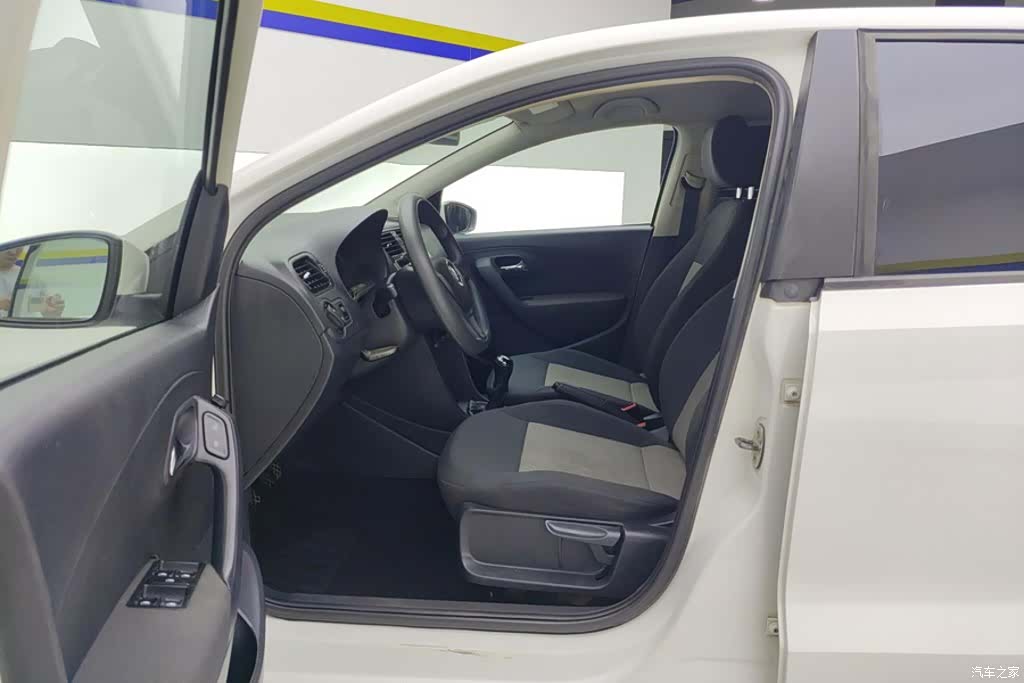 Volkswagen Polo, 2015 9