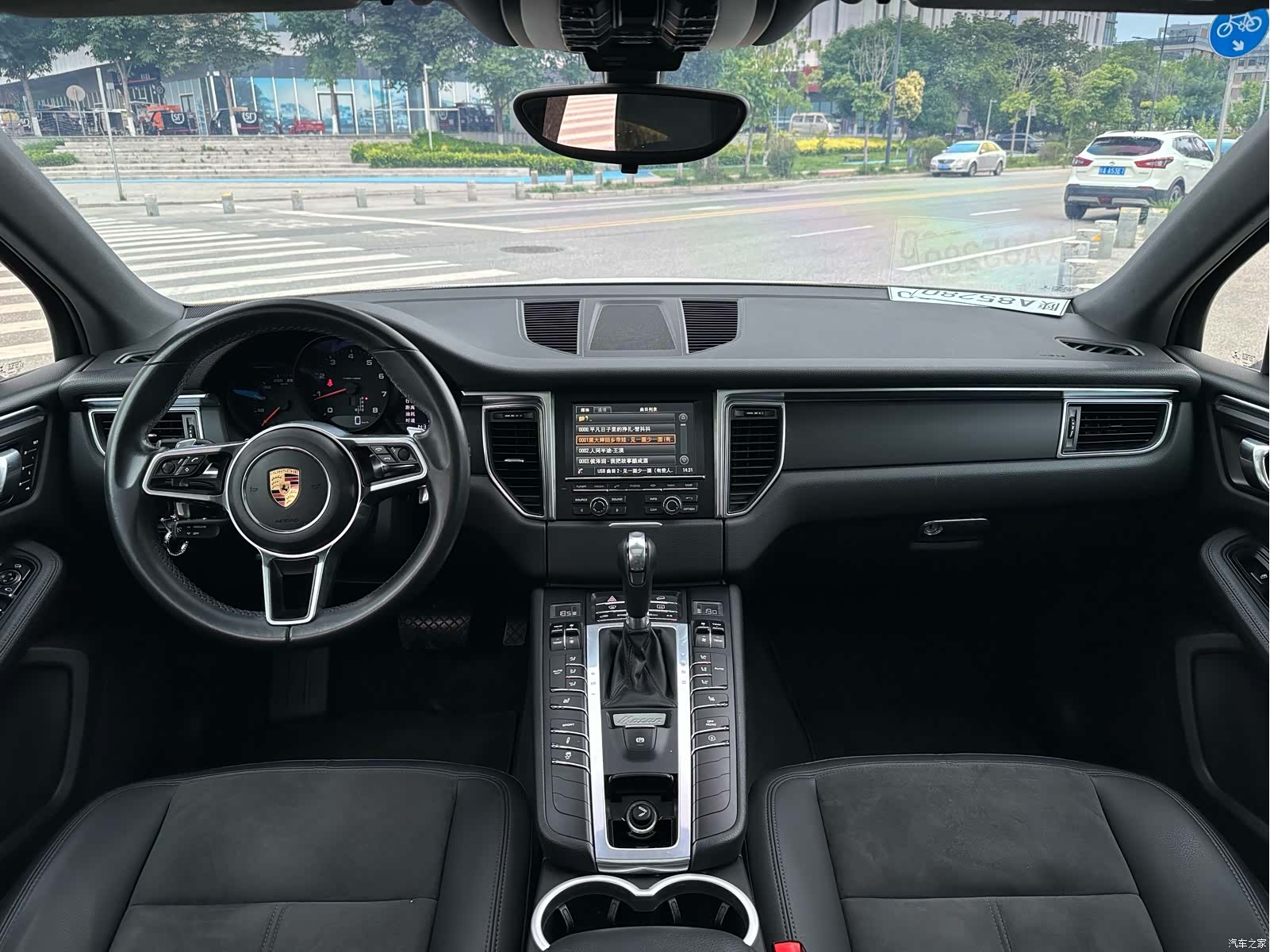 Porsche Macan, 2016 все фото