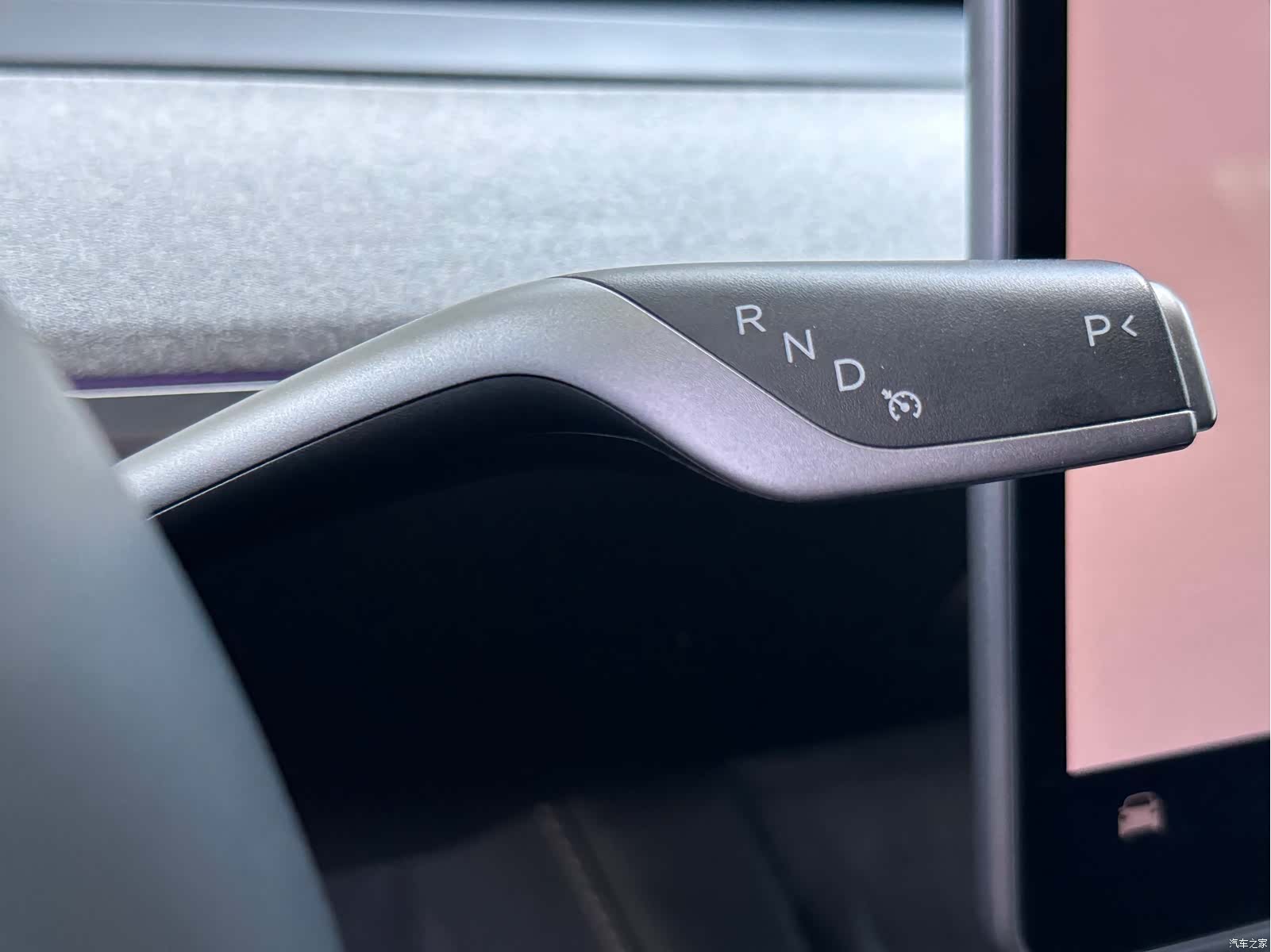 Tesla Model Y, 2024 25