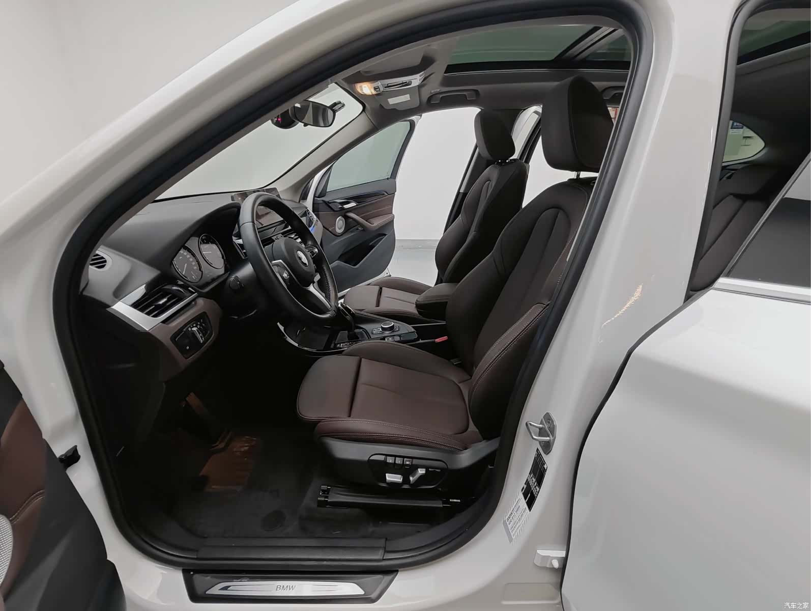 BMW X1, 2023 12
