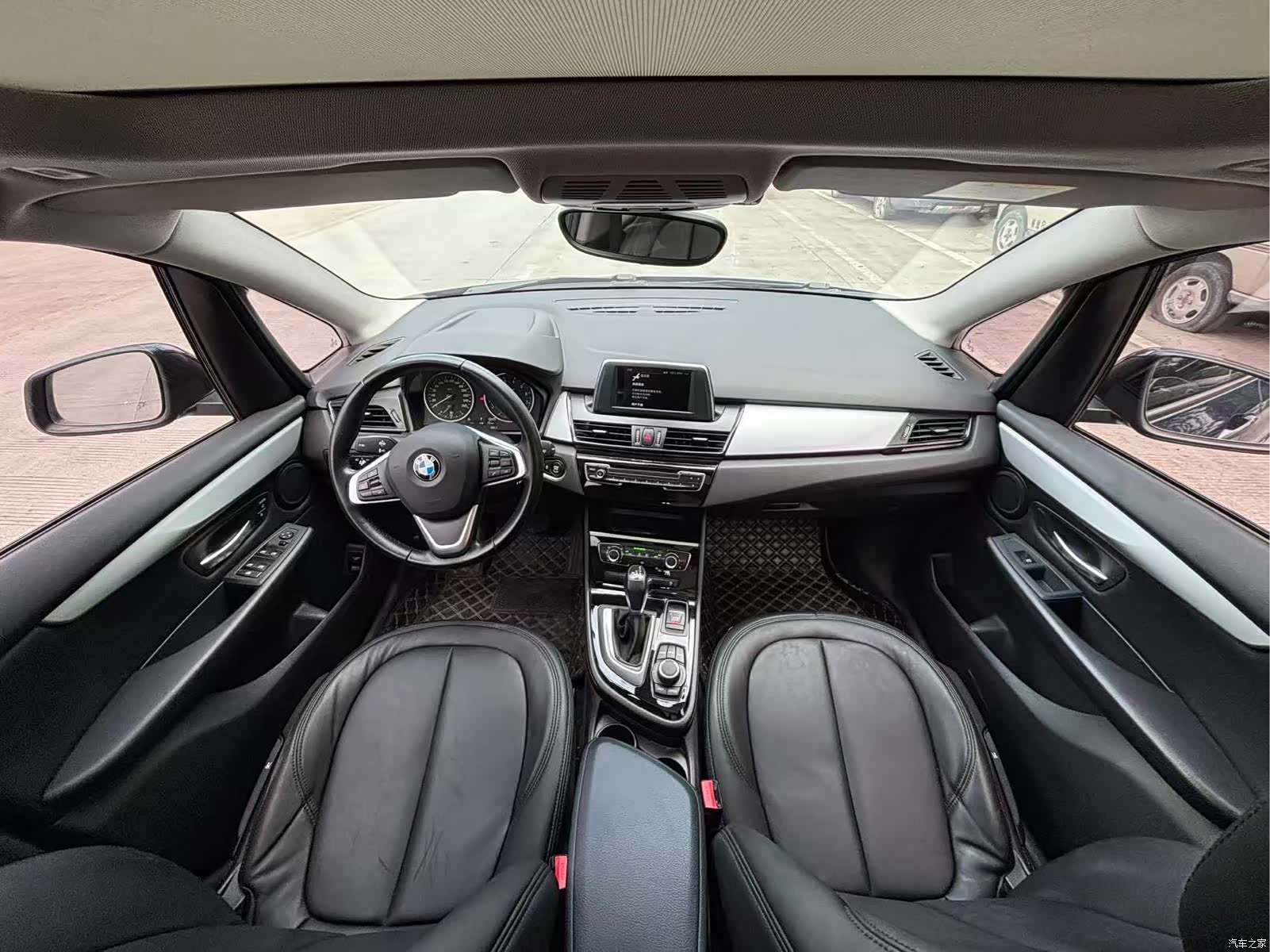 BMW 2 Series, 2017 все фото
