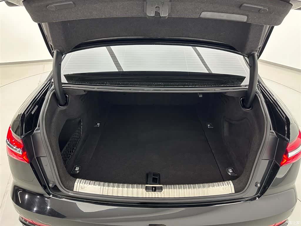 Audi A6L, 2020 25