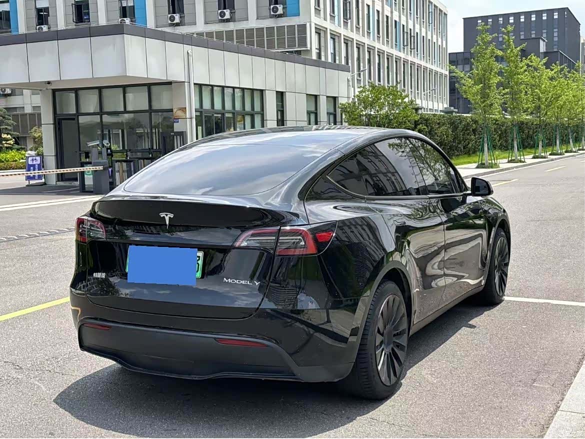 Tesla Model Y, 2022 8