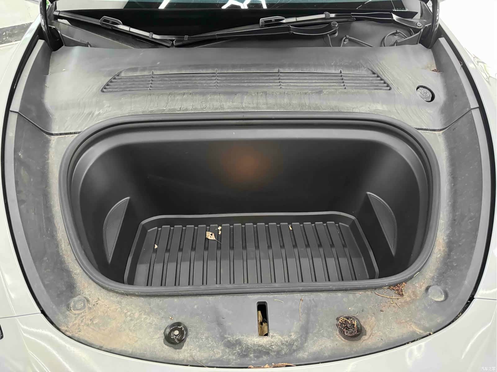 Tesla Model Y, 2022 10