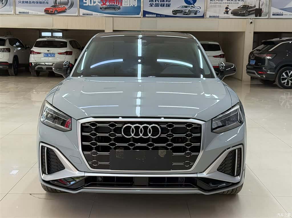 Audi Q2L, 2022 2