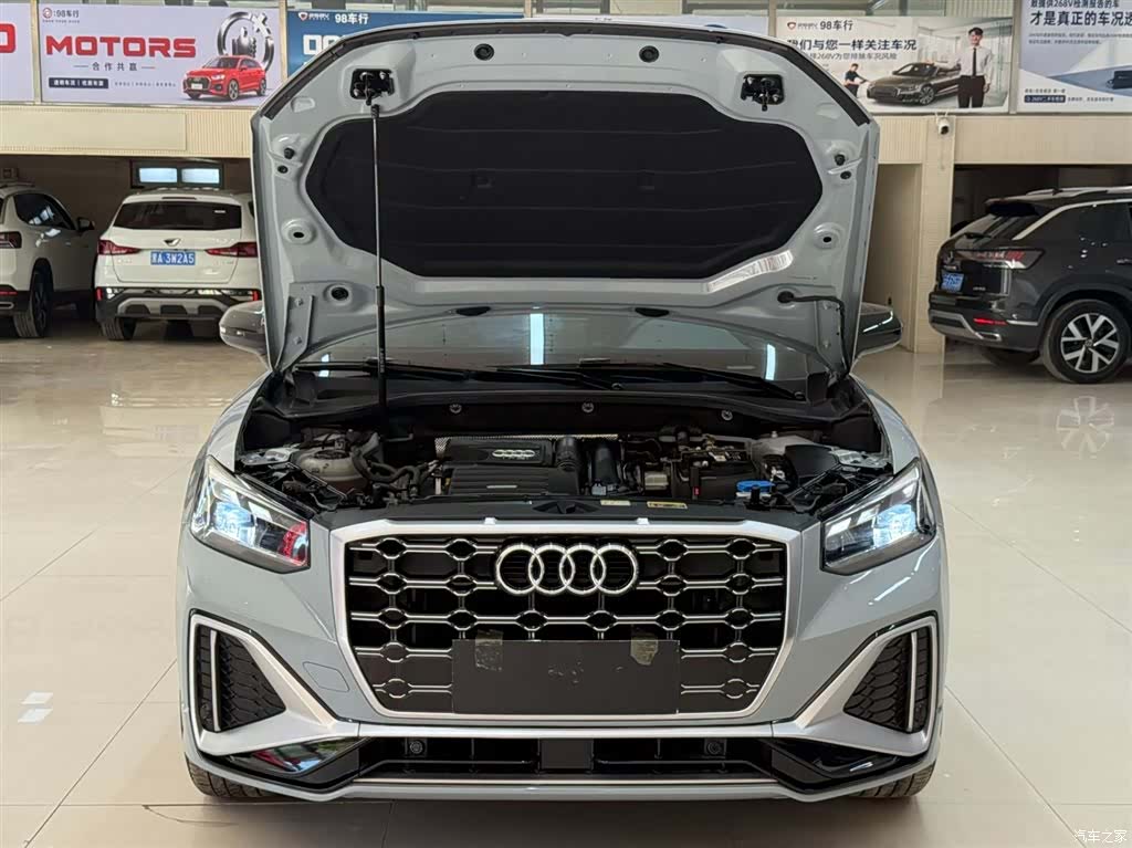 Audi Q2L, 2022 7