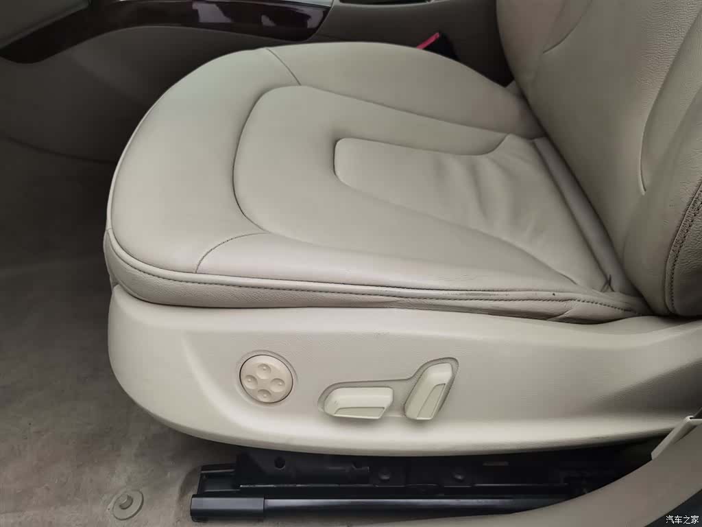 Audi A4L, 2012 20