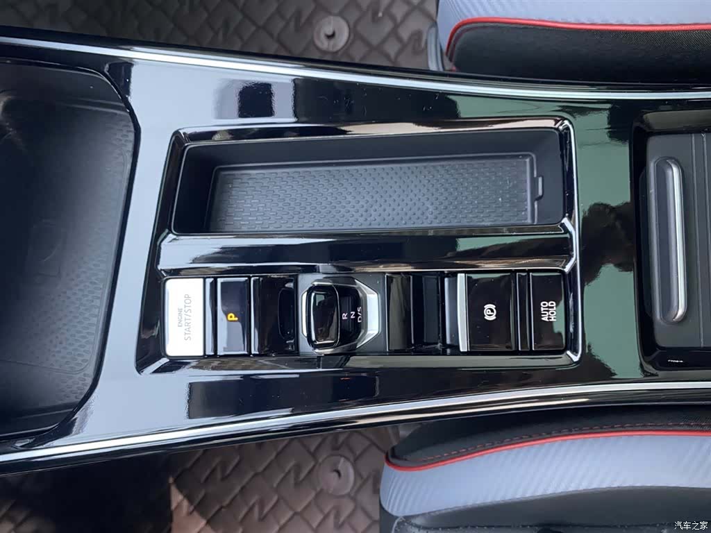 Volkswagen Lamando, 2022 9