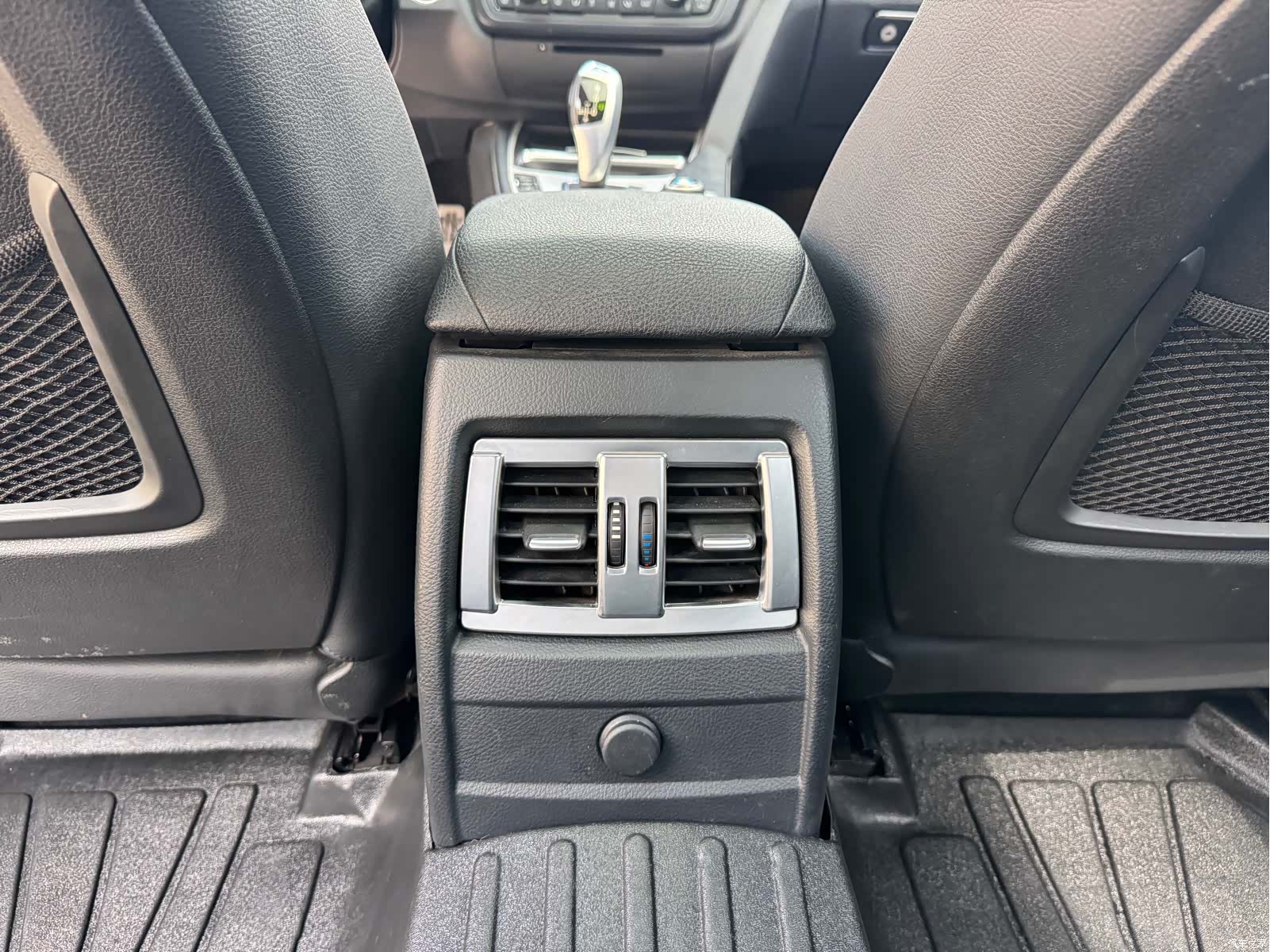 BMW 3 Series, 2015 12