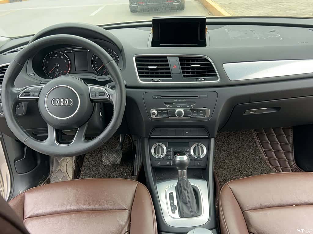 Audi Q3, 2015 3