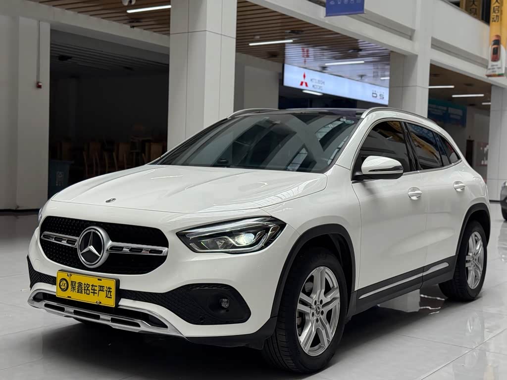Mercedes-Benz GLA