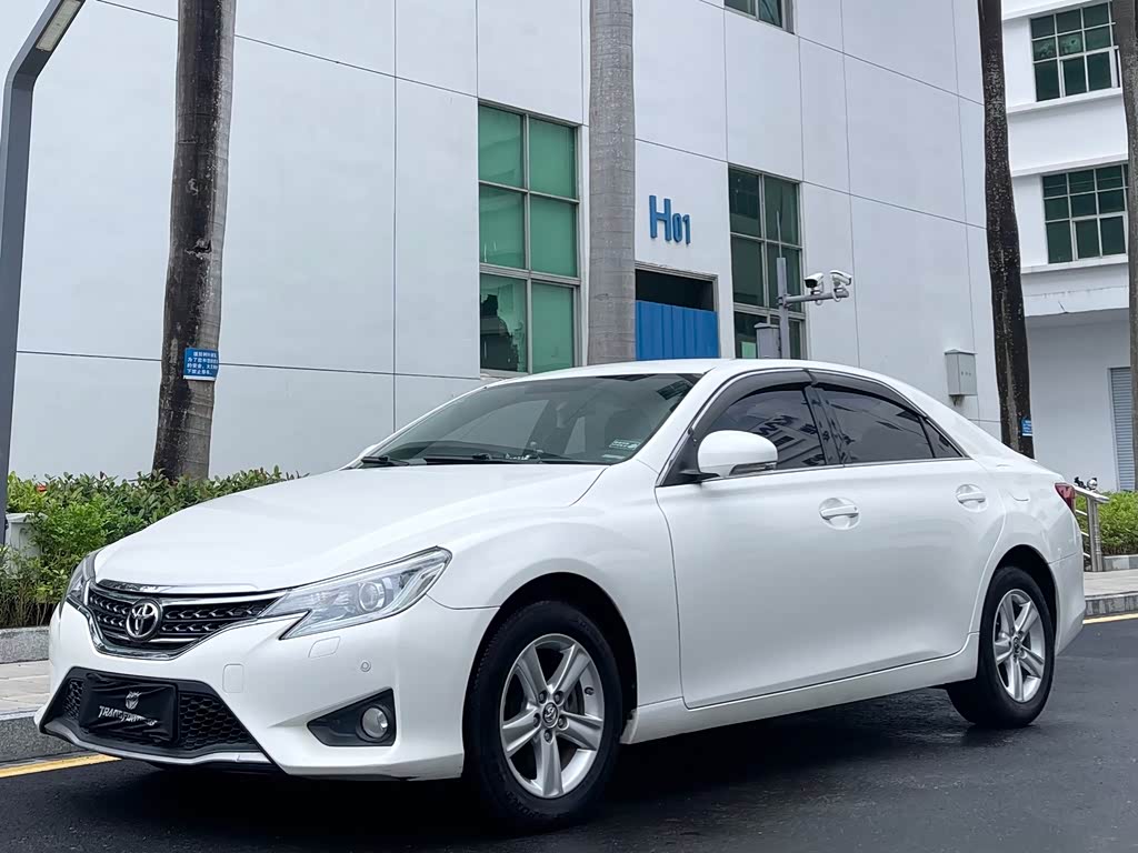 Toyota Reiz