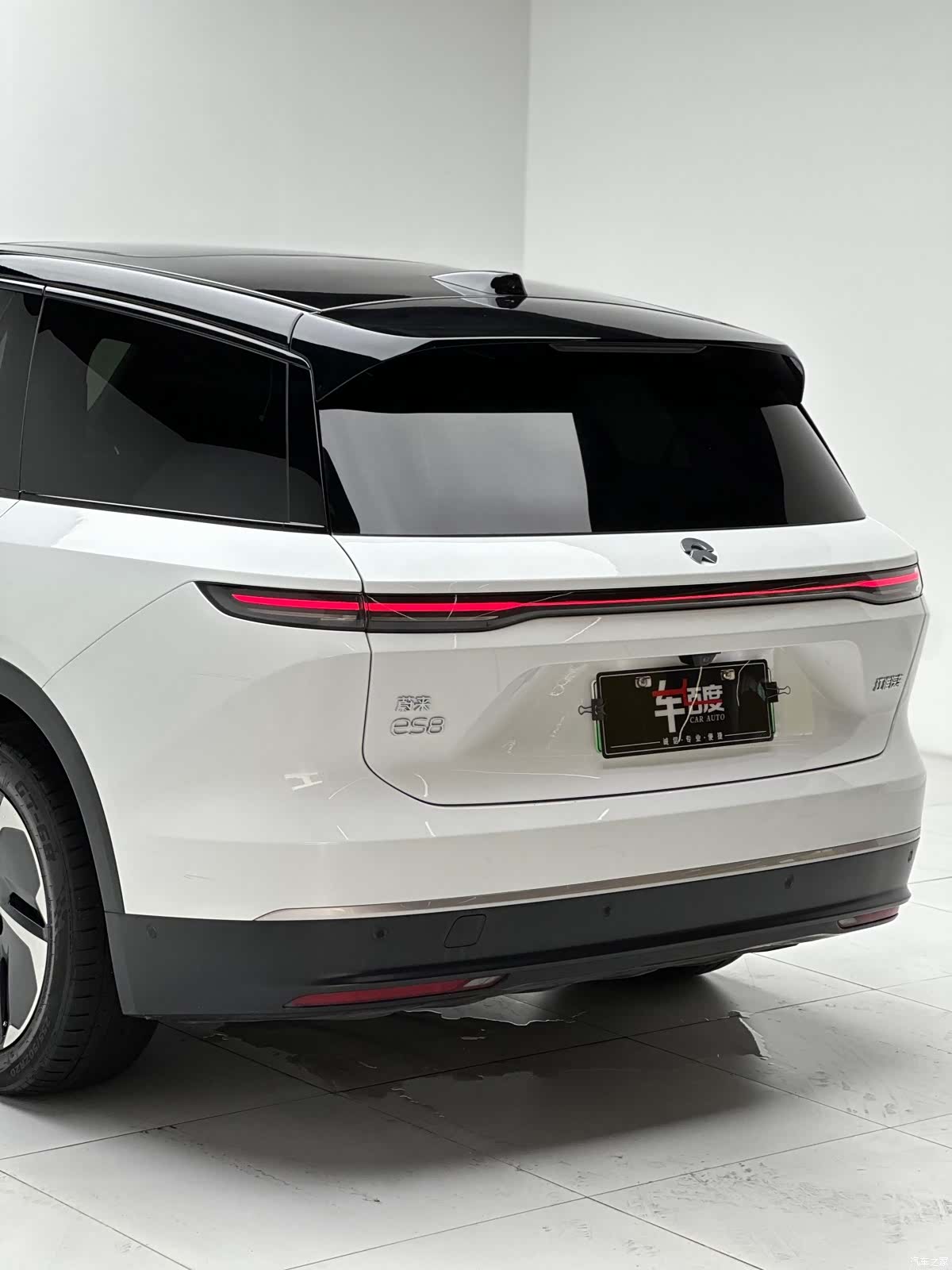 NIO ES8, 2023 12