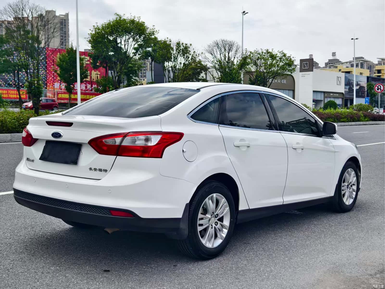 Ford Focus, 2014 4
