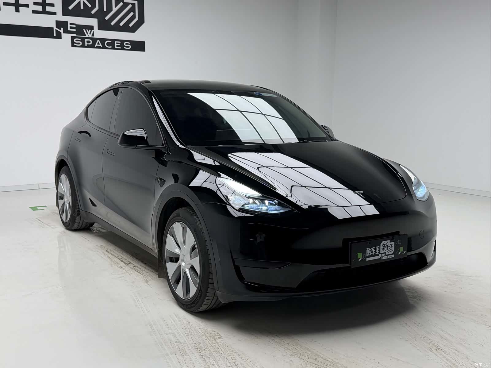 Tesla Model Y, 2023 3