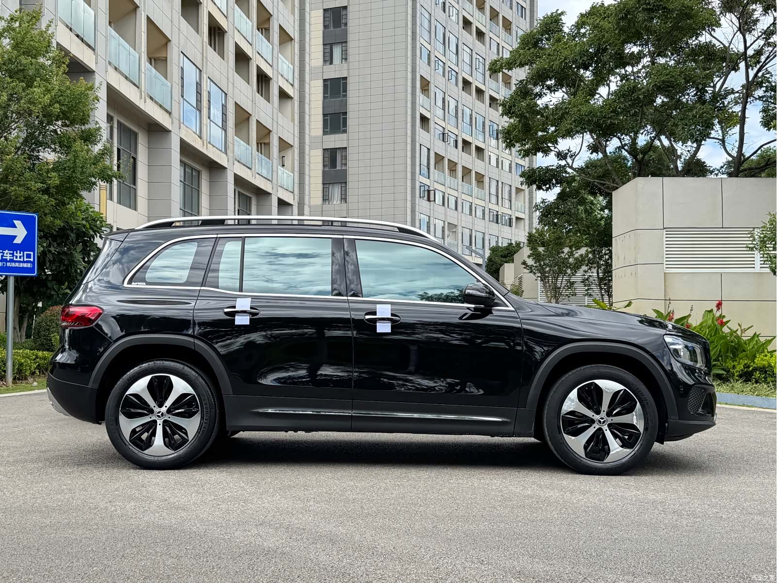 Mercedes-Benz GLB, 2022 8