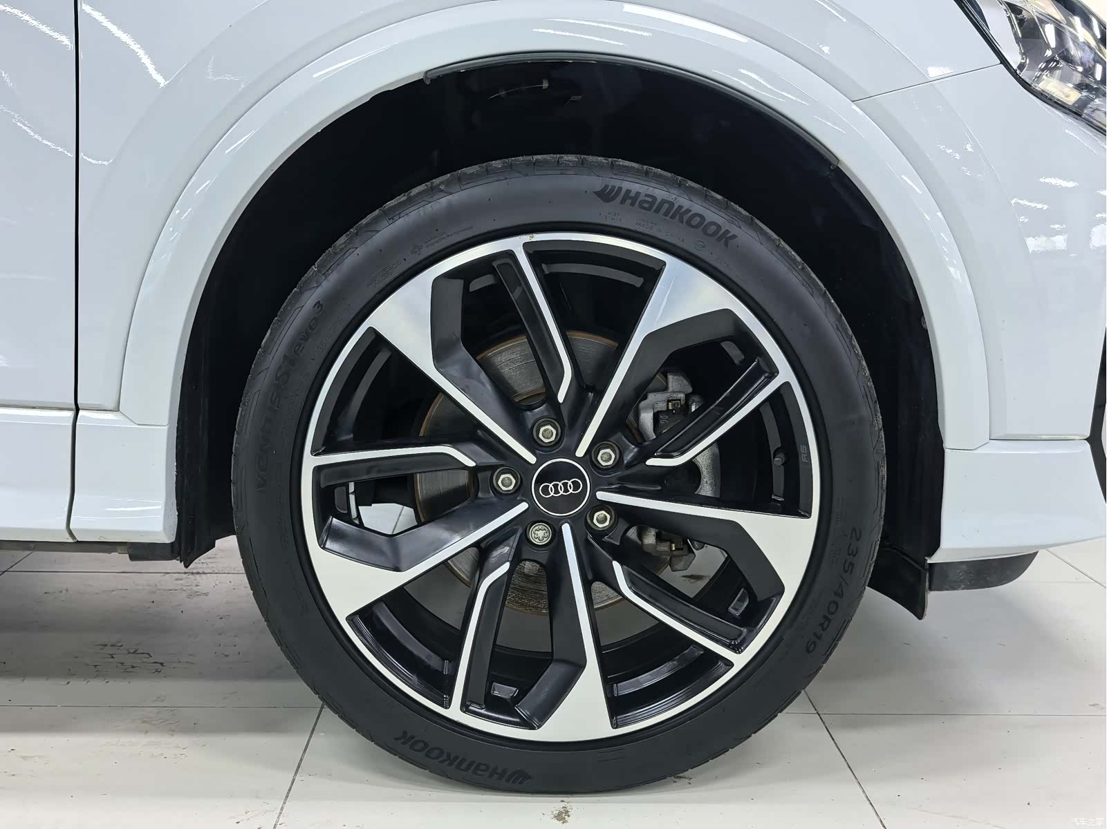 Audi Q2L, 2023 6