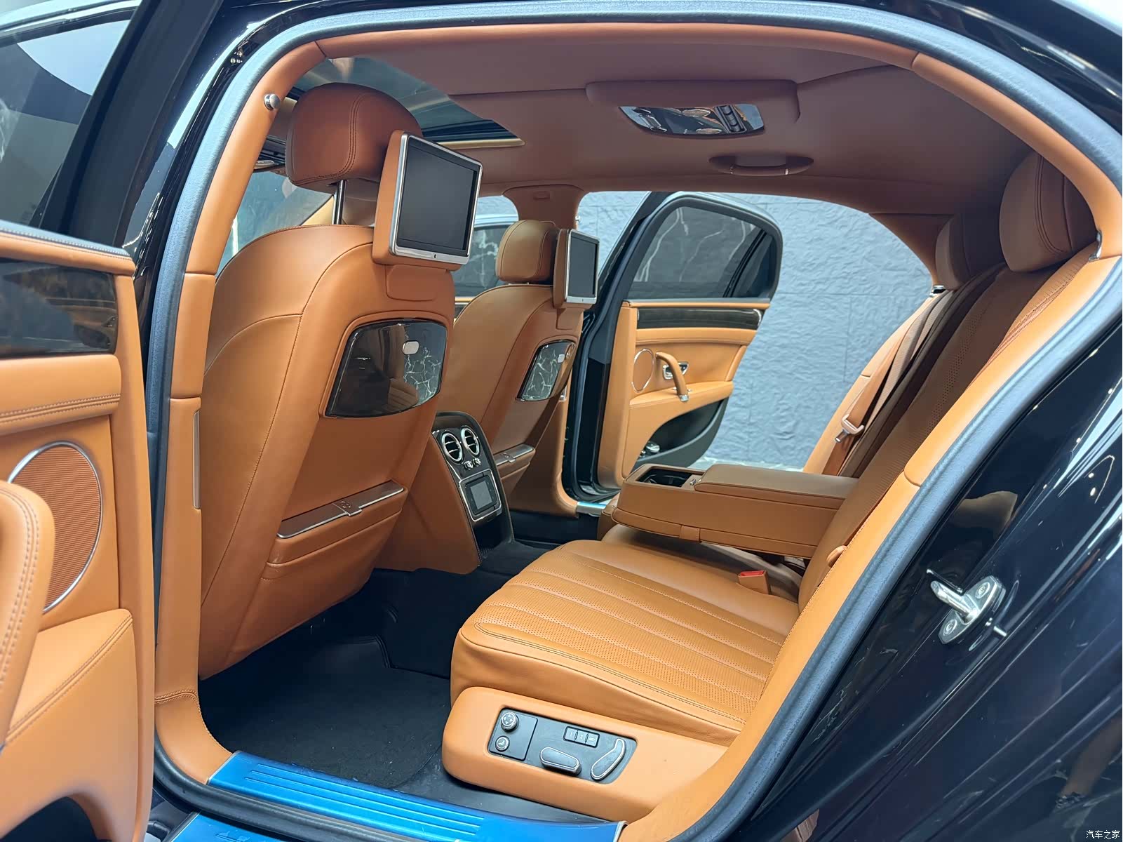 Bentley Flying Spur, 2014 6