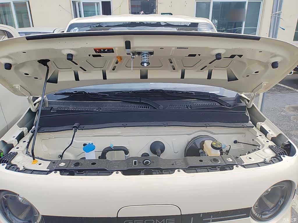Geely Panda, 2026 20