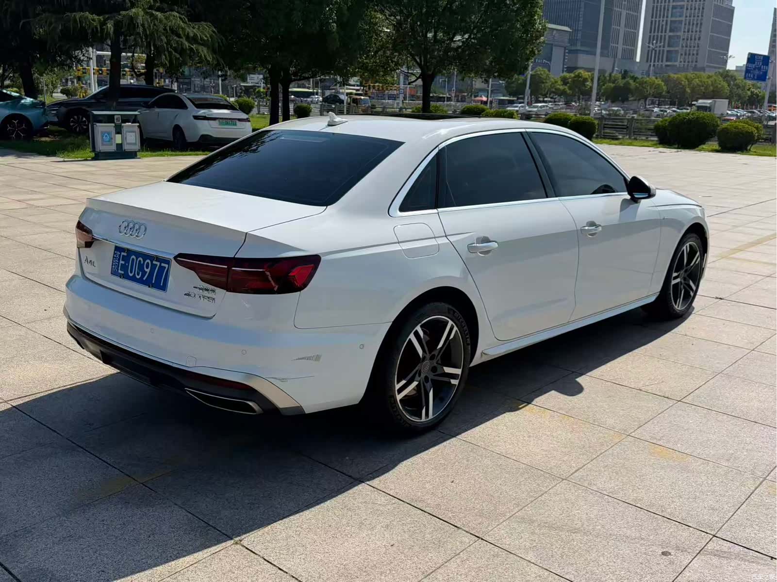 Audi A4L, 2020 9