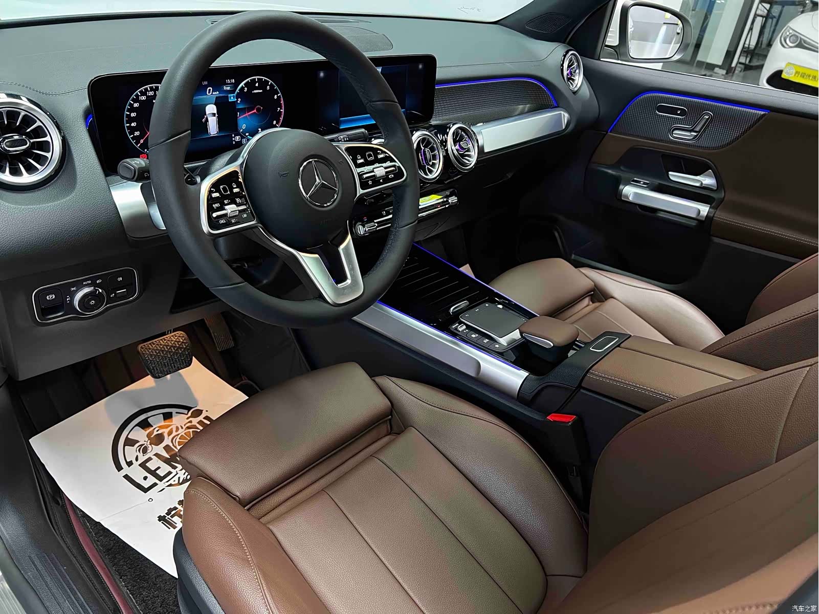 Mercedes-Benz GLB, 2021 24
