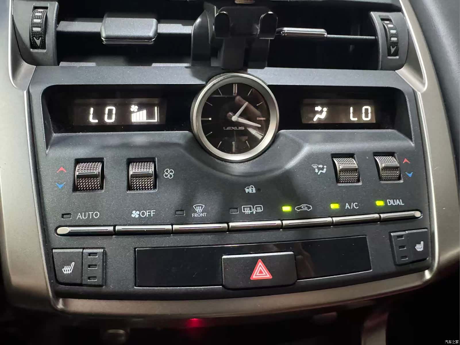 Lexus NX, 2021 16
