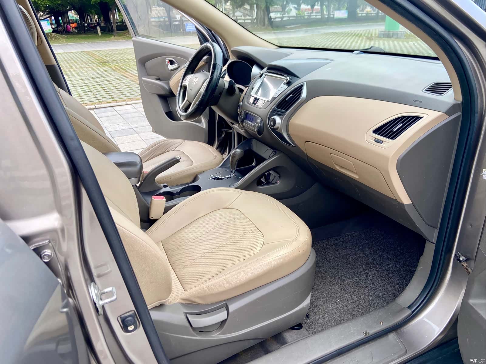Hyundai ix35, 2011 11