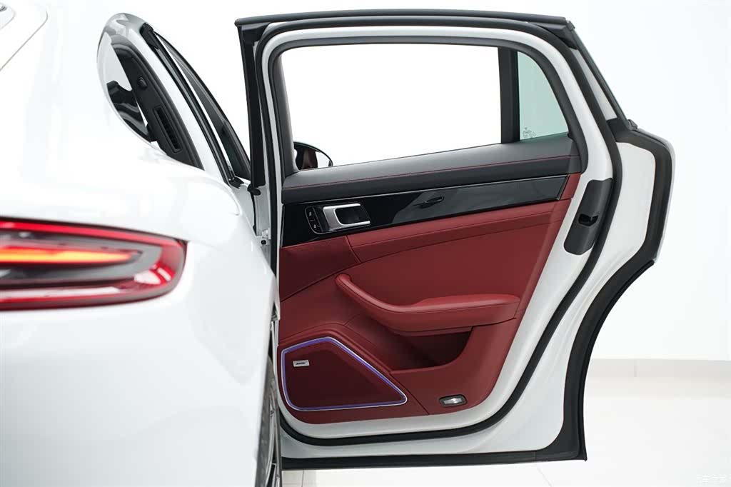 Porsche Panamera, 2019 28
