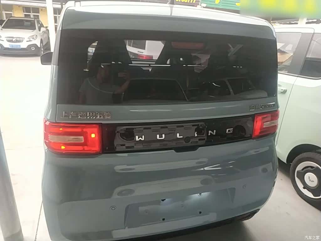 Wuling MINIEV, 2022 6