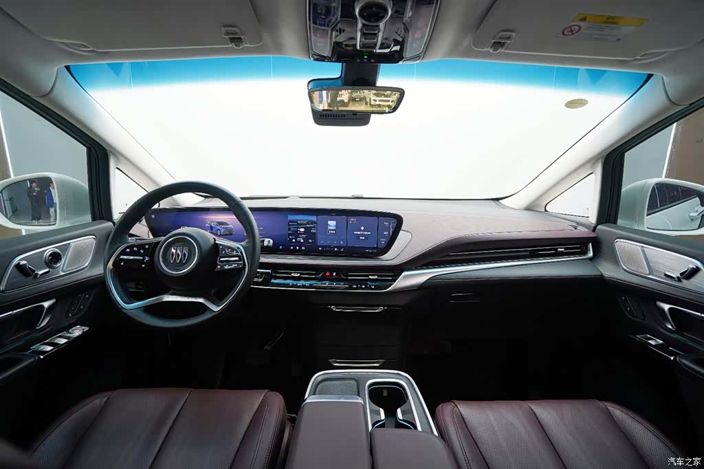 Buick Century, 2023 13