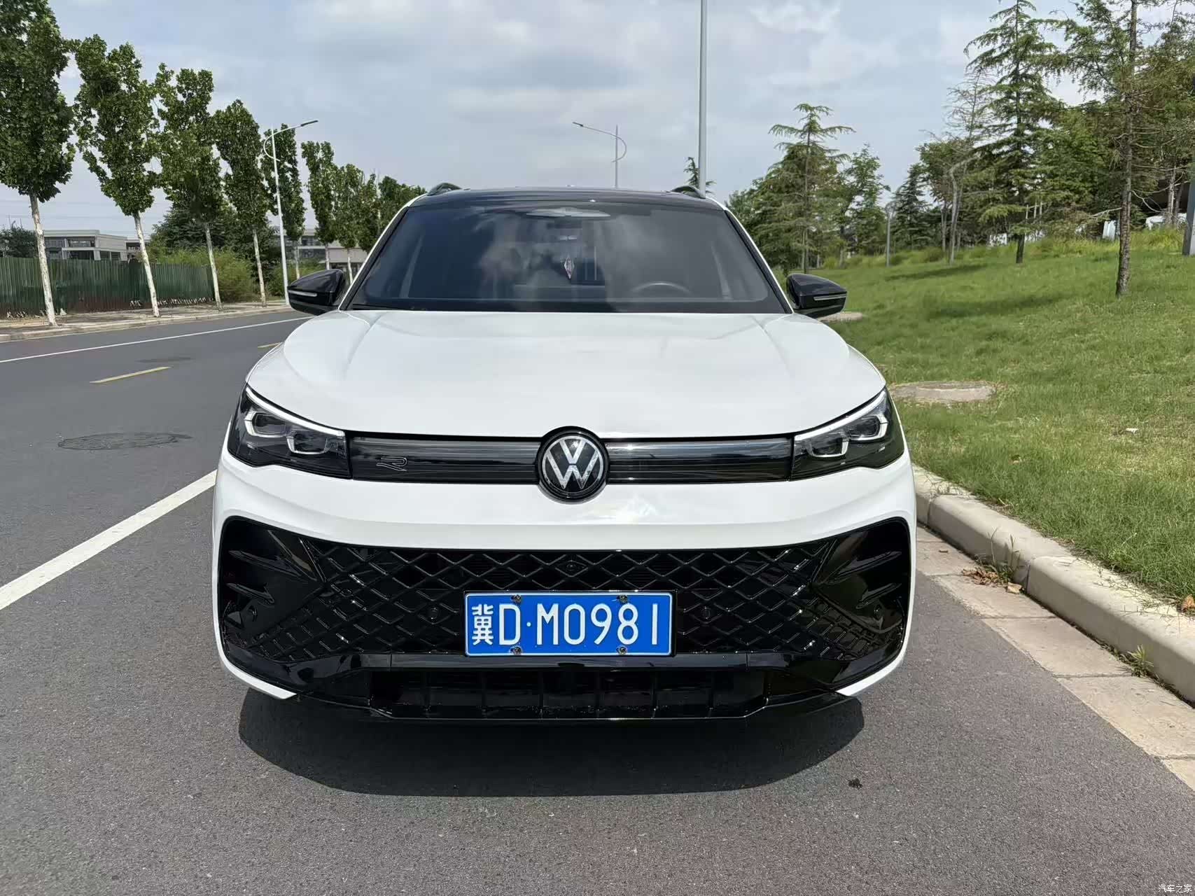 Volkswagen Tiguan L, 2024 2