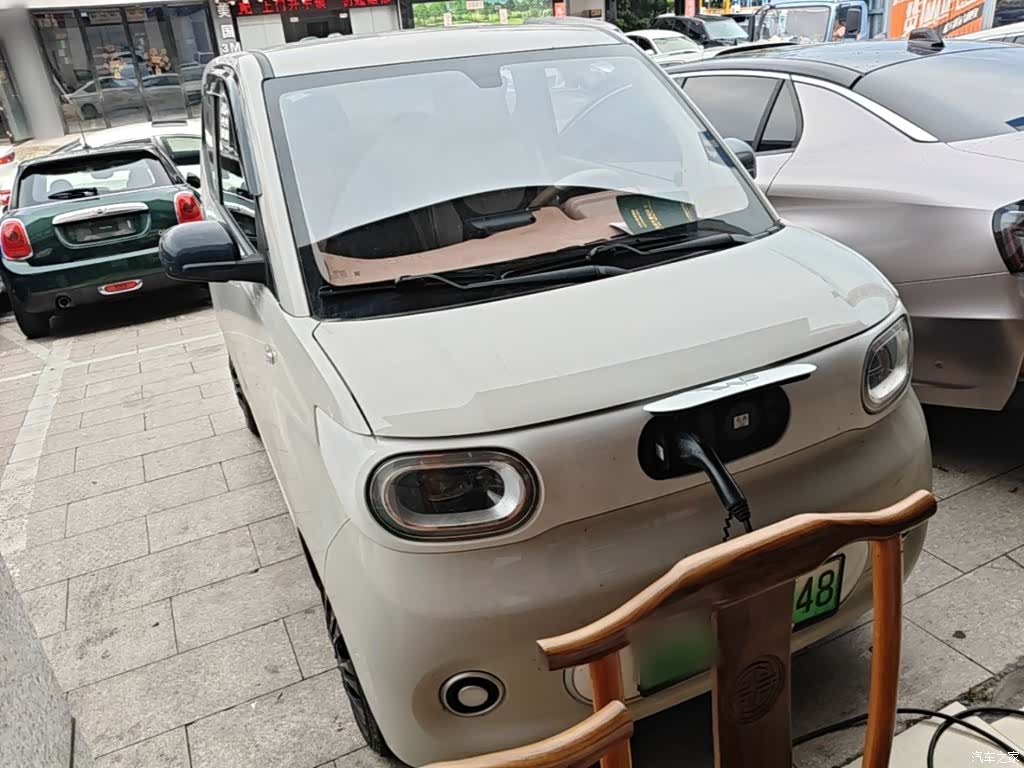 Wuling MINIEV, 2025 4