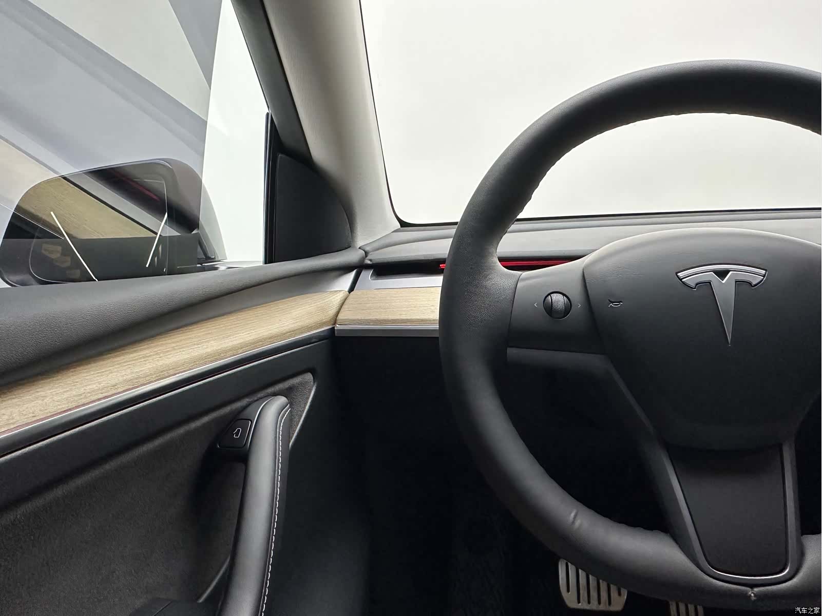 Tesla Model Y, 2022 20
