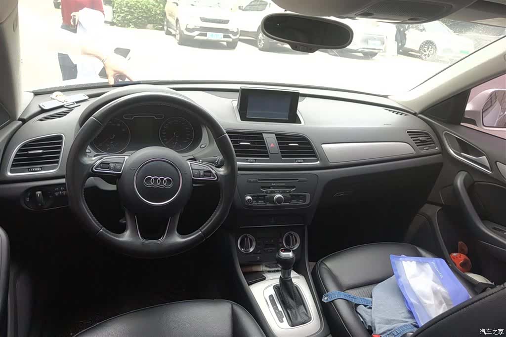 Audi Q3, 2015 12