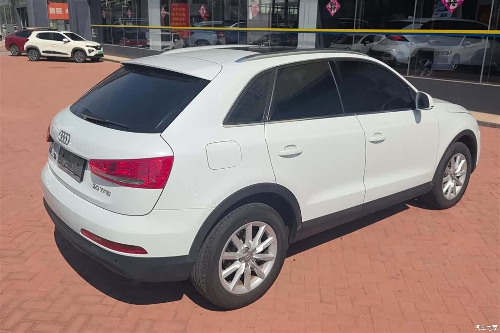 Audi Q3, 2015 3